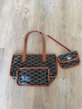 Brown Patterned Tote Bag with Matching Pouch